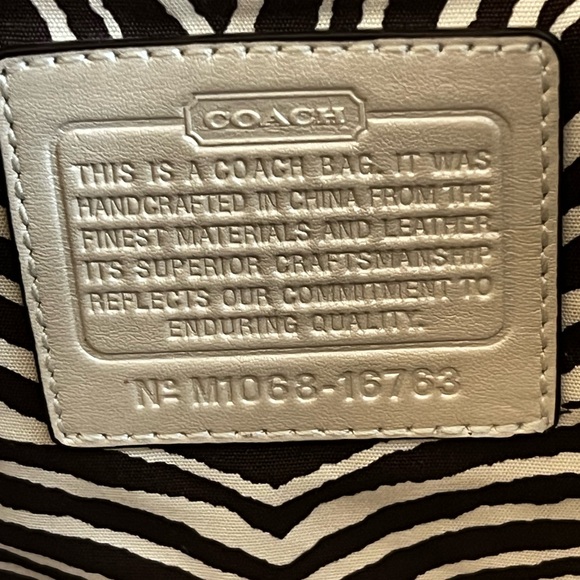 COACH ~ Floral Straw Natalie Hampton Tote & Wristlet - Picture 10 of 16